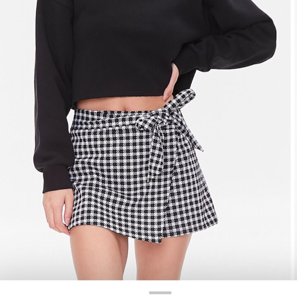 *NWT Forever 21 Woven Gingham Pattern Wrap Tie Skort - Picture 7 of 7